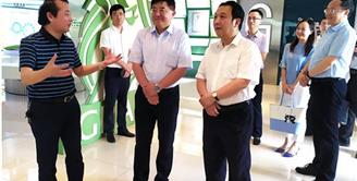 成都海关副关长蔡文彪一行调研丝丽雅