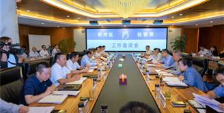 叙州区委书记刘海昌一行调研丝丽雅